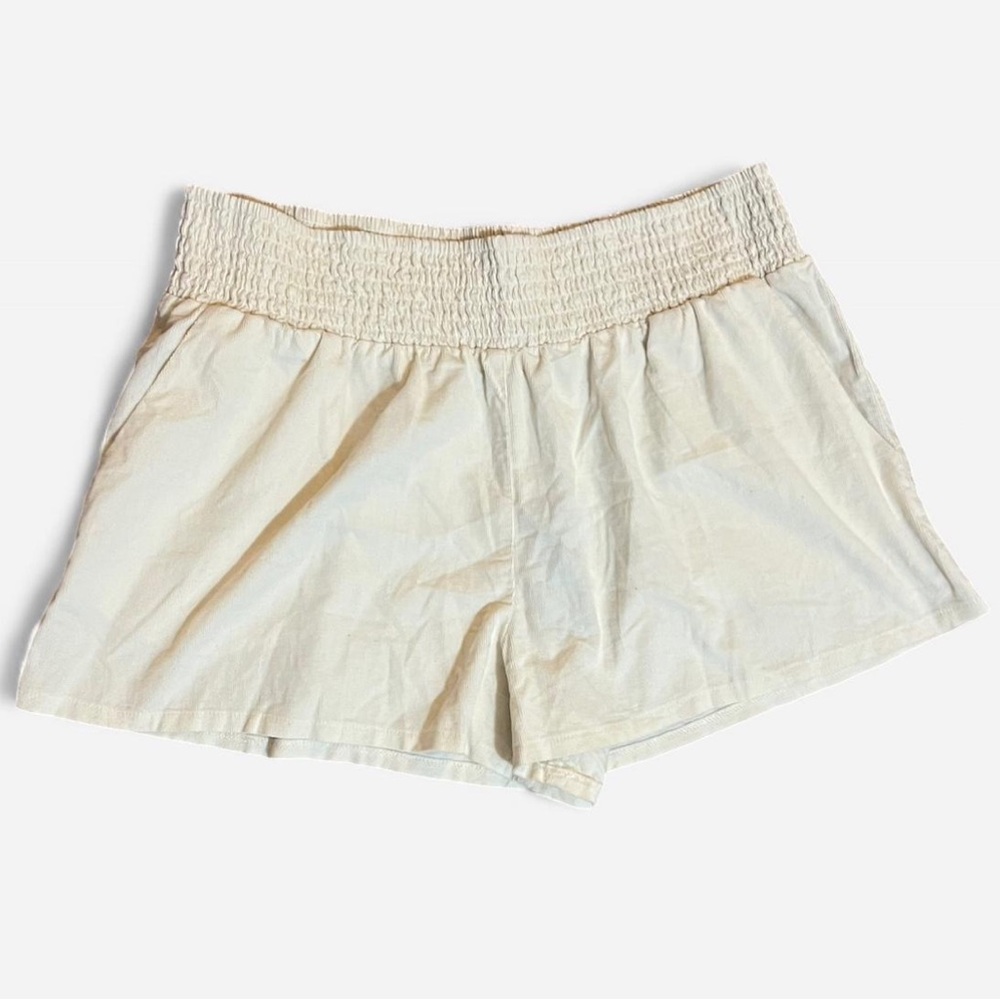 ✨NWT Wild Fable High Waist Cream Corduroy Shorts